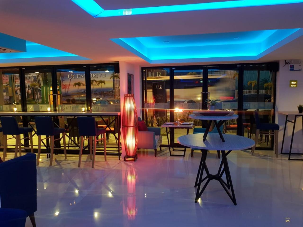 T2 Jomtien Pattaya Hotel Kültér fotó