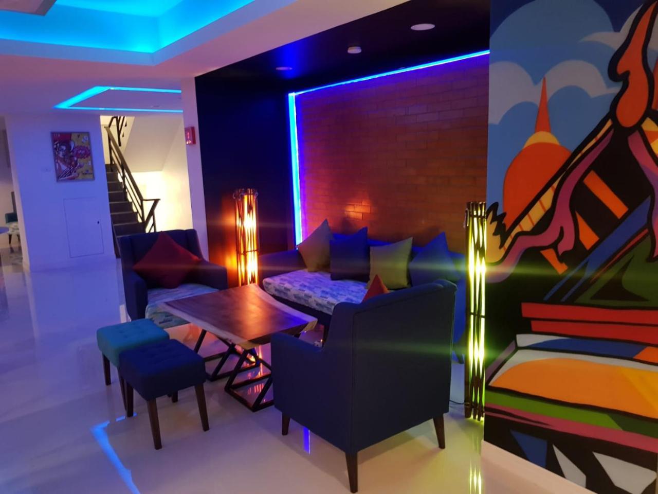 T2 Jomtien Pattaya Hotel Kültér fotó