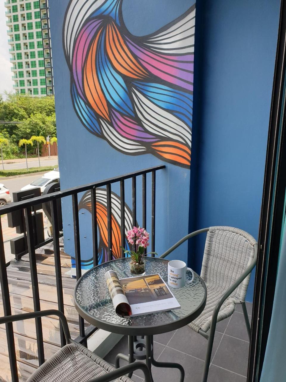 T2 Jomtien Pattaya Hotel Kültér fotó