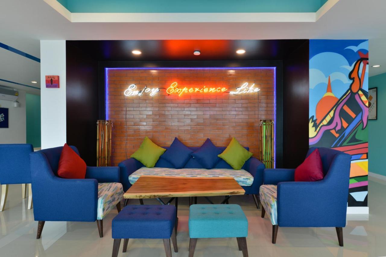 T2 Jomtien Pattaya Hotel Kültér fotó